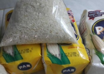 Trabajadores de la alcaldía publicaron fotos de los productos en redes sociales.