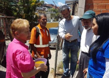 Diputada estuvo este fin de semana en Los Teques.