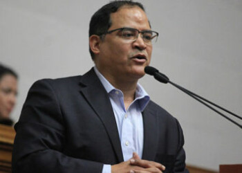 Diputado alertó que Venezuela podría quedarse sin combustible ante embargo se ConocoPhilips