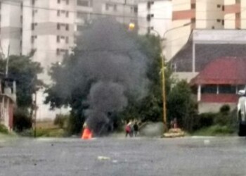 Protestas en contra de “elecciones” marcaron la noche de este lunes