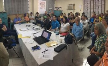 Reunión en la sede de AD