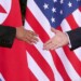 El apretón de manos entre Trump y Kim Jong Un