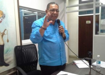 José Morales: En Venezuela la gente tiembla cuando se anuncia un aumento de sueldo
