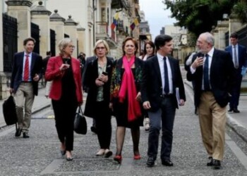 Europarlametarios están en Colombia para analizar llegada de inmigrantes venezolanos