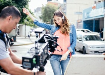 Javier Farías dirige el nuevo videoclip “Loco por volverte a ver” de Ronald Borjas