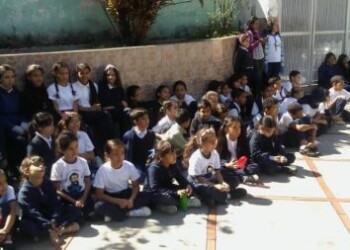 ONA realizó actividad con la unidad canina en UE Martín Tovar y Tovar