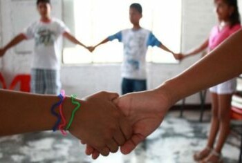 Unos 13 niños viven en la casa hogar carrizaleña.