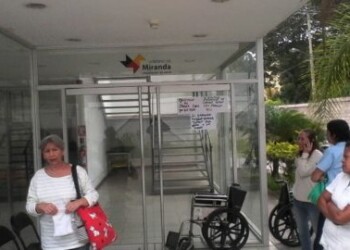 Protesta en Pronto Socorro de Los Teques
