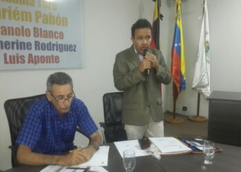 Concejales investigarán aumentos inconsultos en colegios privados de Carrizal