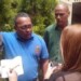 Braulio Cedeño: La asamblea de Transportistas de Caracas aprobó mayoritariamente enviar un oficio tanto al nuevo ministro del transporte Hipólito Abreu, como a la Alcaldesa de Caracas Erika Farías exhortándolos a que la nueva tarifa a partir del 15 de julio del presente año sea de 20 mil Bs. F. (20 Bs. S)  