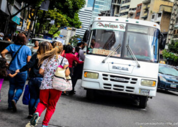 Transporte privado costará 1 Bs S. (100.000 Bs. F).