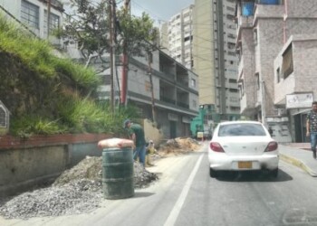 Avanzan trabajos de reparación en sector el Pueblo de San Antonio