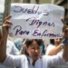 Trabajadores públicos venezolanos mantienen protestas por mejores salarios