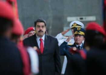 Maduro reiteró "pretensión" de Colombia de querer "infiltrar" paramilitares por la frontera