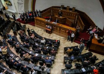Parlamento venezolano asegura que Gobierno "destruye" evidencias del atentado