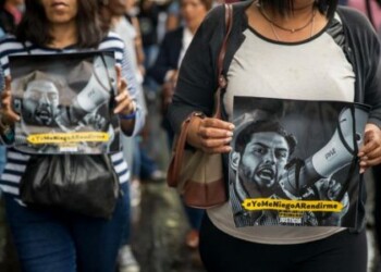 Familia de acusado por ataque a Maduro alerta de "siembra" de pruebas falsas