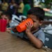 Colegios venezolanos reportan "niños dejados atrás" por padres que emigran