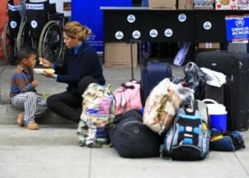 La exigencia de pasaporte reduce en más de 50 % llegada de venezolanos a Perú