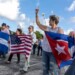 Centenar de personas se unen a la vigilia contra "represión" en Latinoamérica