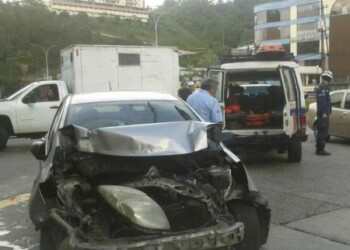 Protección Civil atendió accidente de tránsito registrado en el km 13 de la Panamericana