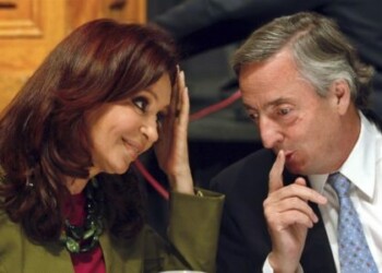 Juez Federal argentino: “Néstor y Cristina Kirchner comandaron una organización delictiva”