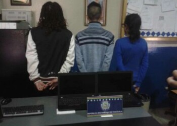 Policarrizal aprehendió a tres jóvenes con laptops hurtados del Frente Francisco de Miranda