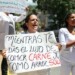 Trabajadores venezolanos protestan por medidas económicas de Maduro