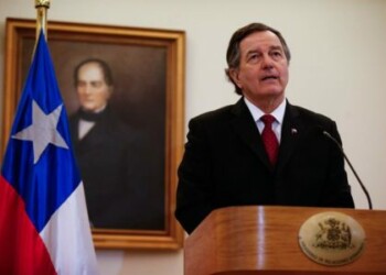 Chile ve "inaceptable" que Venezuela insinúe participación en ataque a Maduro