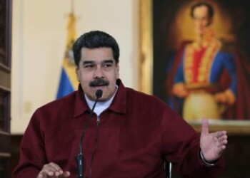 Magistrado venezolano en el exilio pide a Fiscalía de México detener a Maduro