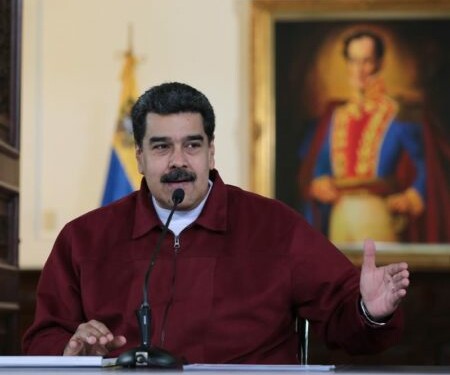 Magistrado venezolano en el exilio pide a Fiscalía de México detener a Maduro