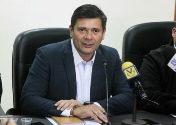 Chavismo hizo de Venezuela un "paraíso" para la corrupción, según Parlamento