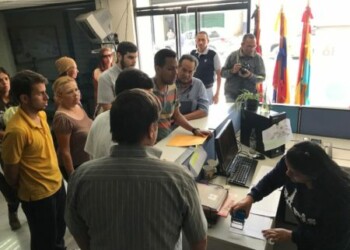  Exhortan a dicho organismo a designar un fiscal para su defensa, conocer su estado actual y otorgar libertad del diputado Juan Requesens