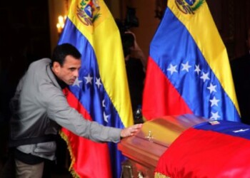 Capriles: No nos comemos el cuento que Albán fuera capaz de atentar contra su propia vida