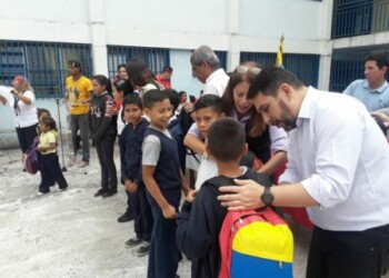 Entrega de morrales-Carrizal
