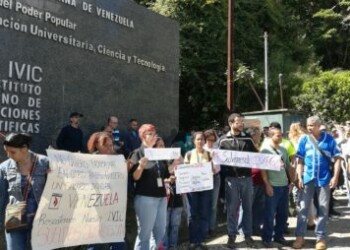 Protesta en el km 11 de la Panamericana