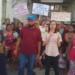 Para la Coordinadora del partido de la libertad en el municipio Sucre del estado Miranda, al Ministerio de Hábitat y Vivienda no le importa la vida de 317 familias de la Misión Vivienda de El Morro de Petare. “En septiembre de 2017 entregamos el informe técnico dirigido al ministro de entonces, Manuel Quevedo, donde se señalaron los daños estructurales que presentaban las edificaciones y las fallas de borde de la carretera de acceso al lugar. Asimismo, dimos recomendaciones, entre ellas el desalojo inmediato de las familias para evitar una tragedia”, agregó.  Y sumó: “Hay graves riesgos para niños y ancianos, quienes con la promesa de una vivienda digna fueron engañados por quienes con corrupción y mafias trajeron hambre y miseria al país”.  “Es necesario un desalojo inmediato de todas las edificaciones para evitar una tragedia mayor”, denuncia la Coordinadora del municipio Sucre de Miranda  Finalmente, Sierra sostuvo que la zona de El Morro de Petare bien podría calificarse como una “Zona de Desastre”, cuya magnitud podría empeorar si no se toman a la brevedad los correctivos necesarios