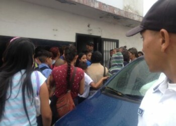 Vecinos capturan en Lagunetica a presunto secuestrador.