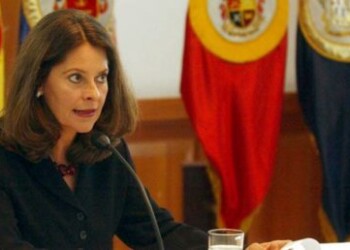 Vicepresidenta colombiana: todos somos responsables de "dictadura" venezolana