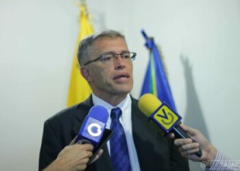 Alcalde Josy Fernández