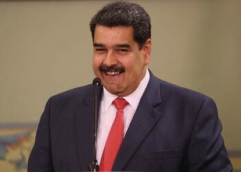 Maduro llega a Rusia en viaje sorpresa para reunirse con Putin