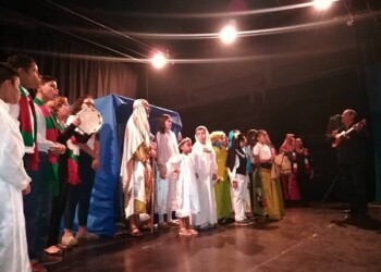 Grandes y chicos disfrutaron de
 Un Cuento de Navidad en Los Salias 