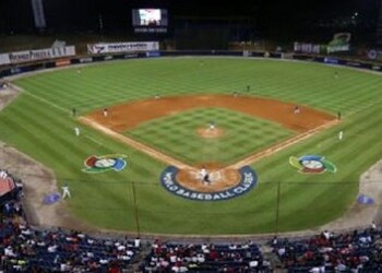 Serie de béisbol del Caribe irá a Panamá tras retiro de sede a Venezuela