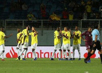 0-2. Colombia resucita a tiempo a costa de una Venezuela cuesta abajo