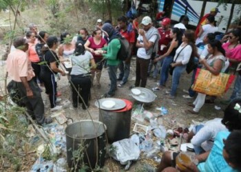 Venezolanos a la deriva en Colombia por el cierre de frontera