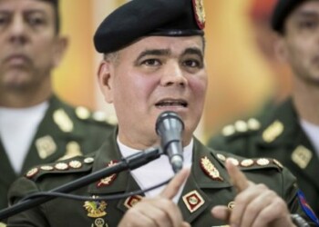 Ministro venezolano entregará lista de militares para "facilitar" sanciones