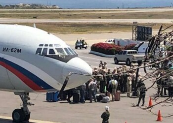 Aeronaves militares rusas aterrizan en el principal aeropuerto venezolano