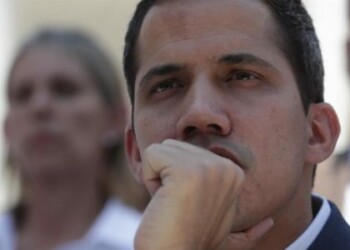 Guaidó dice que Gobierno de Maduro cometería "un último error" si lo detienen