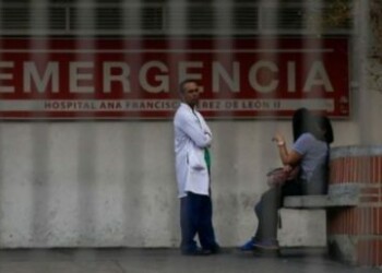 Aumenta a 21 la cifra de fallecidos por apagón en Venezuela, según ONG