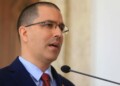 Venezuela defiende cooperación militar con Rusia para "protección del pueblo"