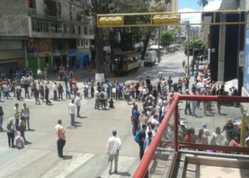 Protesta en la avenida Bermúdez de Los Teques